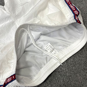 Veste de sport coupe-vent et imperméable personnalisée en usine, avec logo brodé, légère, chaude et décontractée pour hommes - Product Image 3