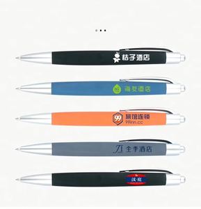 Stylo bille publicitaire en plastique personnalisé avec logo pour commande en gros – Fournitures de bureau promotionnelles, stylo marketing pour hôtels - Product Image 4