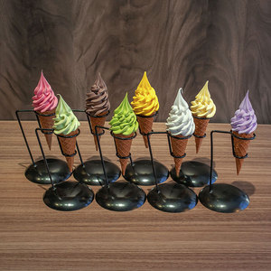 โมเดลไอศกรีมปลอม PVC รูปทรงแท่งไอศกรีม 3 มิติ จากซัพพลายเออร์จีน ของตกแต่งอาหารปลอม ขนาด 17 ซม. / 6.7 นิ้ว รูปทรงกรวยวาฟเฟิลเสมือนจริง - Product Image 1