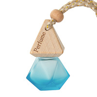 Diffuseur d'huiles essentielles suspendu en verre violet en forme de losange, flacon vide de 8 ml avec bouchon triangulaire noir pour désodorisant de voiture