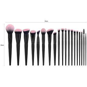 Bueart Design 18 Parça Pro Deluxe Fuşya Pembe Siyah Makyaj Fırça Seti Ahşap Saplı Naylon Kıllar Seyahat Çantası - Product Image 2