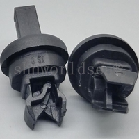 100 pièces/sac Clip en plastique pour Nissan 79916JD00A
