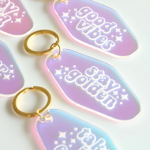 Đầy màu sắc óng ánh Hologram Hologram rung cảm tốt Móc Chìa Khóa Acrylic tùy chỉnh ở lại Hoang Dã cá nhân Retro khách sạn motel móc khóa - Product Image 4