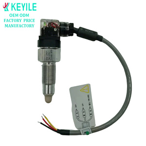 Capteur de niveau capacitif intelligent pour le contrôle des fluides industriels avec des performances continues et fiables, pour la mesure intelligente du niveau et des liquides - Product Image 1