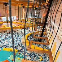 Aire de jeux intérieure industrielle commerciale pour enfants, maison de sport, jeux de sol interactifs