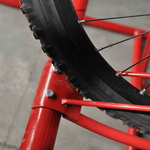 Outdoor Vertical <strong>Bike</strong> Parking Car Rack Metal Bicycle <strong>Park</strong> Stand - Product Image 6