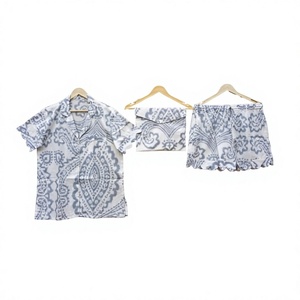 Ensemble de pyjama Kangura en coton 100% fait main en Inde, respirant, imprimé numérique floral, pour femmes, manches courtes, romantique - Product Image 1