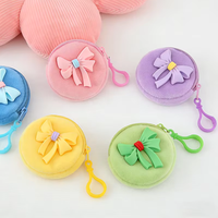 En gros, mini porte-monnaie en peluche mignon à motif dessin animé, sac porte-clés, modèle chiot et pomme, portable, pour étudiants, femmes et enfants, pour le rangement d'écouteurs