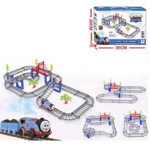 Classico Set Regalo di <span class=keywords><strong>Auto</strong></span> da Corsa su <span class=keywords><strong>Pista</strong></span> con Luci e Musica, Giocattolo Ferroviario Elettrico Colorato per Bambini - Product Image 3