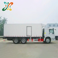 Camion frigorifique d'occasion Sinotruck Howo léger 371HP essence 6x4 pour le transport de marchandises réfrigérées