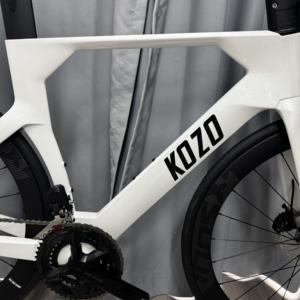 2 Roues en aluminium super légères Full R7170 DI2 24 vitesses avec guidon intégré, frein à disque T47 BB Racing FY-233 en fibre de carbone - Product Image 6
