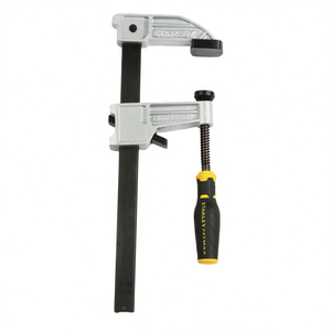 Abrazadera de tornillo Stanley Fatmax de 10 pulgadas con marco de acero para trabajos pesados en madera - Product Image 2