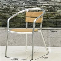 Tables rondes et carrées en plastique, en bois ou en fer pour cafés et thés Restaurants Extérieur Fabricant Ventes directes