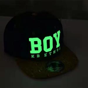 Fabrik-Großhandel 150d/2 Fluoreszierendes Nähgarn Leuchtender Stickfaden Im Dunkeln Leuchtender Stickfaden - Product Image 5