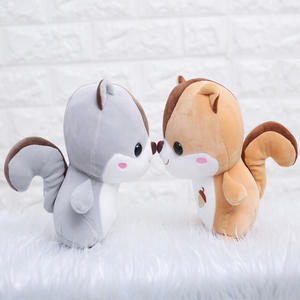 Jouets en peluche super mignons en forme d'écureuil, petits animaux à <span class=keywords><strong>corps</strong></span> souple, poupées en tissu, cadeaux pour enfants en gros - Product Image 4