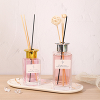 Diffuseur d'huiles parfumées carré, purificateur d'air transparent 110/240ml, soin personnel, aromathérapie d'ambiance, bouteille en verre avec bouchon à vis et bâtonnets