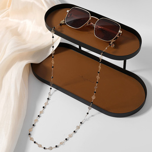 Venta al por mayor <span class=keywords><strong>cadena</strong></span> de correa de <span class=keywords><strong>gafas</strong></span> ligera antideslizante personalizada <span class=keywords><strong>para</strong></span> máscaras faciales <span class=keywords><strong>gafas</strong></span> de sol 73cm de longitud modelo F036/F136 hecho en China - Product Image 2