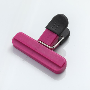 Clips de Plástico para Refrigerador DS2102 al por Mayor, con Sellado Hermético, Resistentes y Grandes para Bolsas de Almacenamiento - Product Image 2