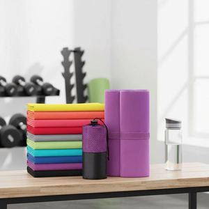 Serviette de sport et de plage en microfibre réutilisable à séchage rapide, légère et portable, avec sac de transport pour la gym, impression personnalisée disponible en gros - Product Image 3