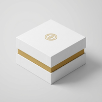 Boîte cadeau de luxe écologique en carton rigide avec couvercle et base, doublée d'une éponge imperméable, avec logo personnalisé en feuille d'or de qualité supérieure, fabriquée à partir de matériaux recyclés