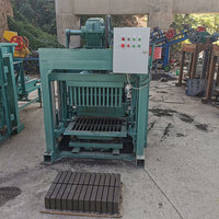 Machine à fabriquer des briques fiable / Machine à fabriquer des blocs de béton pour l'industrie de la construction