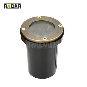 ไฟใต้ดินทองเหลืองสำหรับตกแต่งภูมิทัศน์กลางแจ้ง รุ่น RGL-8800 จากสหรัฐอเมริกา - Product Image 4