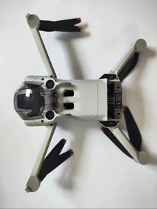 Nuevo <span class=keywords><strong>Dron</strong></span> Ligero <span class=keywords><strong>Mini</strong></span> Quadcopter Maivc <span class=keywords><strong>Mini</strong></span> <span class=keywords><strong>3</strong></span> Pro RC con Pantalla HD de 5.5 Pulgadas y Cámara 4K Profesional - Product Image 6