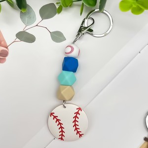 Llavero de Silicona con Estampado Deportivo <span class=keywords><strong>2026</strong></span>, Colgante de Madera con Cuentas, para Regalo del Día de la Madre - Product Image 3