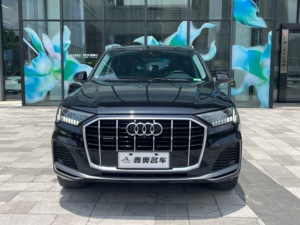 <span class=keywords><strong>Audi</strong></span> <span class=keywords><strong>Q7</strong></span> 55 TFSI quattro <span class=keywords><strong>S</strong></span> <span class=keywords><strong>line</strong></span> Sport Trim <span class=keywords><strong>2020</strong></span> - Product Image 2