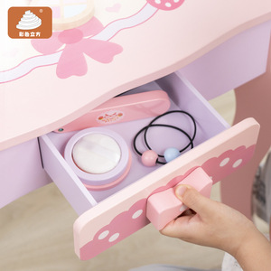 Toeletta in Legno da Principessa: Scena Realistica per un Divertimento Assicurato - Giocattolo di Simulazione per Bambini - Product Image 4
