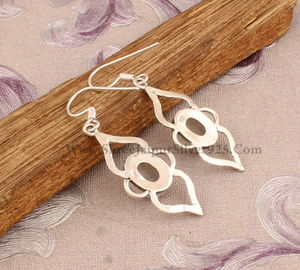 Pendientes de aro de plata de ley 2025 con forma ovalada de piedra lunar arcoíris Natural de gran venta 925 a precio de fábrica - Product Image 2