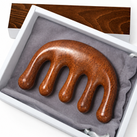 Coffret Cadeau Peigne de Massage à Cinq Dents en Bois de Santal Naturel pour Thérapie du Cuir Chevelu, Soulagement du Stress, Outil de Massage des Méridiens de la Tête