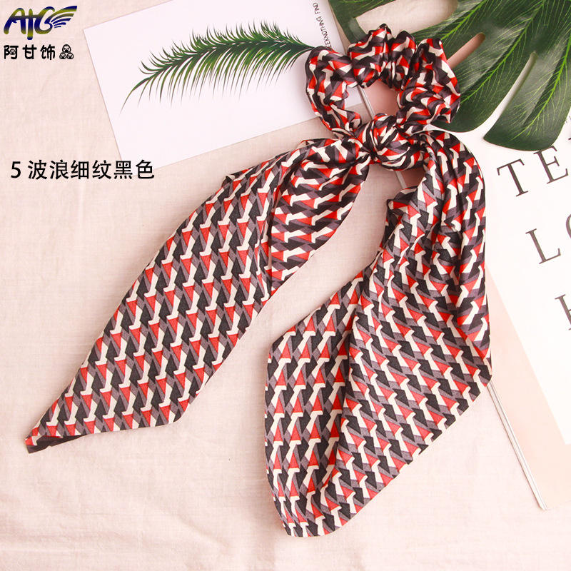 5เส้นคลื่นสีดำ