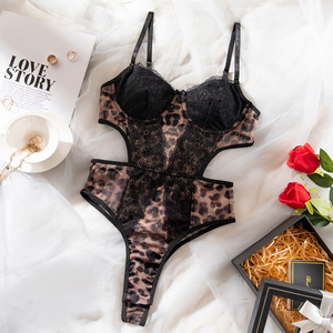Body sexy transfronterizo para mujer, con diseño hueco, de encaje en contraste, estampado de leopardo, con almohadillas push-up para el pecho y entrepierna abierta. - Product Image 5