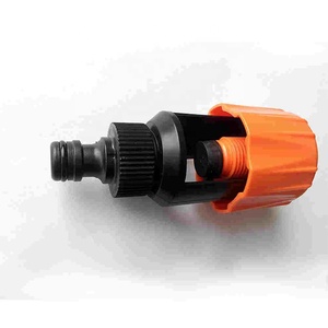 Équipement <span class=keywords><strong>pour</strong></span> accessoires de jardin Vente chaude Raccord universel <span class=keywords><strong>pour</strong></span> <span class=keywords><strong>robinet</strong></span> à <span class=keywords><strong>tuyau</strong></span> <span class=keywords><strong>d</strong></span>'<span class=keywords><strong>arrosage</strong></span> de jardin Mélangeur <span class=keywords><strong>Arrosage</strong></span> de <span class=keywords><strong>cuisine</strong></span> - Product Image 3