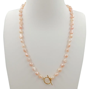 <span class=keywords><strong>Collana</strong></span> Girocollo di Alta Moda con <span class=keywords><strong>Perle</strong></span> d'Acqua Dolce per Donna, <span class=keywords><strong>Barocche</strong></span> Lunghe 7-8 MM, Chiusura in Acciaio Inossidabile Placcato Oro, 40-56 cm - Product Image 3