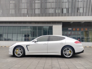 <span class=keywords><strong>Porsche</strong></span> Panamera 3.0T Twin Turbo V6 Fastback d'occasion 2014, propulsion arrière, suspension pneumatique, toit ouvrant, voiture de luxe exécutive - Product Image 3
