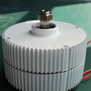 เครื่องกำเนิดไฟฟ้าแม่เหล็กซิงโครนัสแบบไม่มีเกียร์สามเฟส 400W 12/24/48V สำหรับกังหันลม M 400w เครื่องกำเนิดไฟฟ้าแม่เหล็ก M - Product Image 2