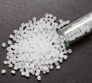 Résine polyacétal vierge de granules en plastique de POM pour le moulage par injection de haute précision - Product Image 1