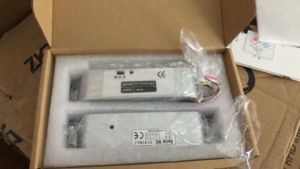 فشل آمن لا 12 فولت نظام التحكم في الوصول الكهربائية المغناطيسي ديدبولت قطرة قفل الباب الترباس مع جهاز استشعار الصمام والتتابع الموقت - Product Image 5