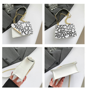 Borsa a Tracolla da Donna con Motivo Orsetto Cartoon, Nuova Borsa a Catena Semplice, Borsetta con Patta e Motivo a Onde - Product Image 4