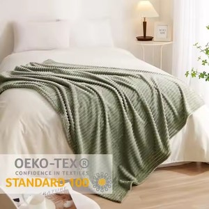 Hot Bán Chất Lượng Dải Lông Cừu Đồng Bằng Màu Dày Flannel Ném Giường Chăn - Product Image 2