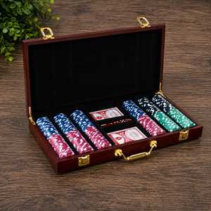 Ensemble de poker en <span class=keywords><strong>bois</strong></span> personnalisé OEM ODM, 300 jetons, cadeau pour les demoiselles d'honneur, fête de bachelier, étui gravé personnalisé - Product Image 2