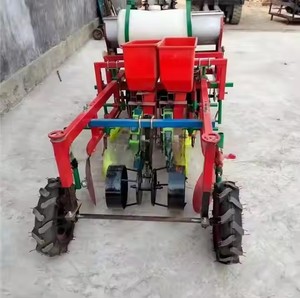 Semoir à arachides monté sur tracteur avec boîte de vitesses, applicateur d'engrais de précision et machine à paillis - Product Image 1