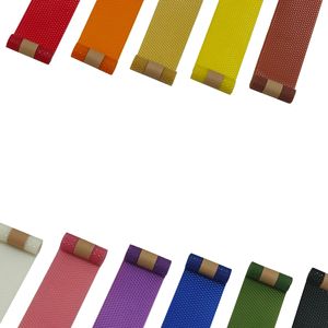 Bougies Cylindriques en Cire d'Abeille Naturelle Sans Fumée – Décoration Intérieure Créative en Nid d'Abeille – Cadeau Original et d'Exception – Vente en Gros - Product Image 4