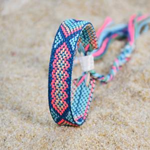 Bracelets tissés de style népalais Bracelets d'amitié tressés pour femmes hommes adolescents faits à la main - Product Image 6
