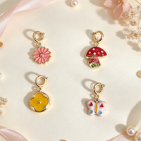 Breloque en émail plaqué or, motif marguerite, champignon, trèfle à quatre feuilles, papillon, avec anneau à ressort, pour la fabrication de bracelets et colliers