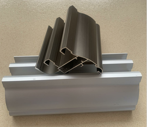 南アフリカ向けのアルミニウム合金6063-T5窓・ドア押出成形材（切断加工サービス付き） - Product Image 4