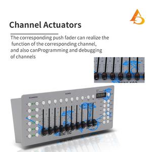 Contrôleur de batterie 4,2 V 5600 mA DMX 512, console d'éclairage mini en aluminium 192 canaux - Product Image 4