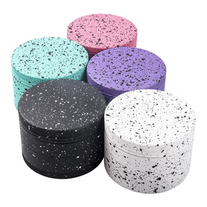 Molinillo de Aleación de Aluminio Metálico de 63 mm de Alta Calidad con Diseño Colorido para <span class=keywords><strong>Tabaco</strong></span>, Hierbas y <span class=keywords><strong>Pintura</strong></span> de Goma para Accesorios de Encendedores - Product Image 6